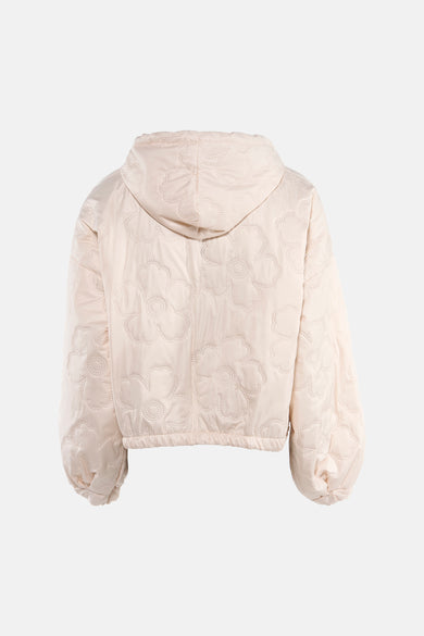 Korte beige jas van Terra di Siena met capuchon en bloemenpatroon in stiksels.