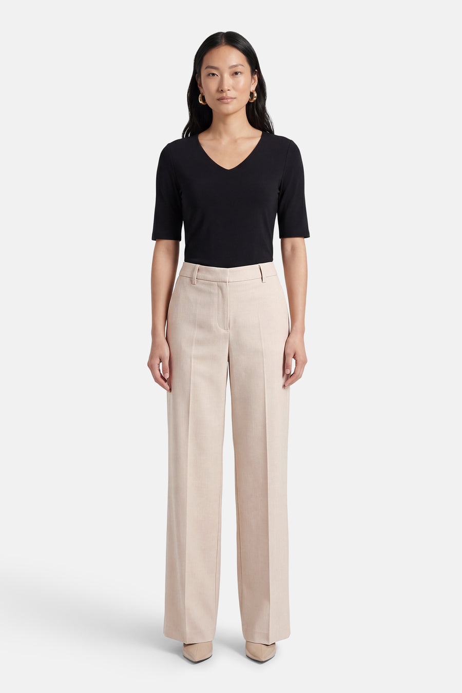 Pantalon de costume beige de MORE & MORE avec une coupe droite et des plis sur le devant.