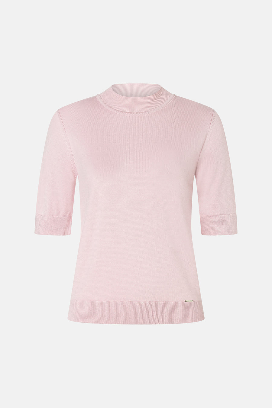 Soft pink ribbed knit turtleneck sweater by MORE & MORE, featuring three-quarter sleeves and a fitted silhouette, front view.