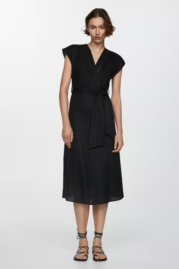 Robe  Noir - MANGO