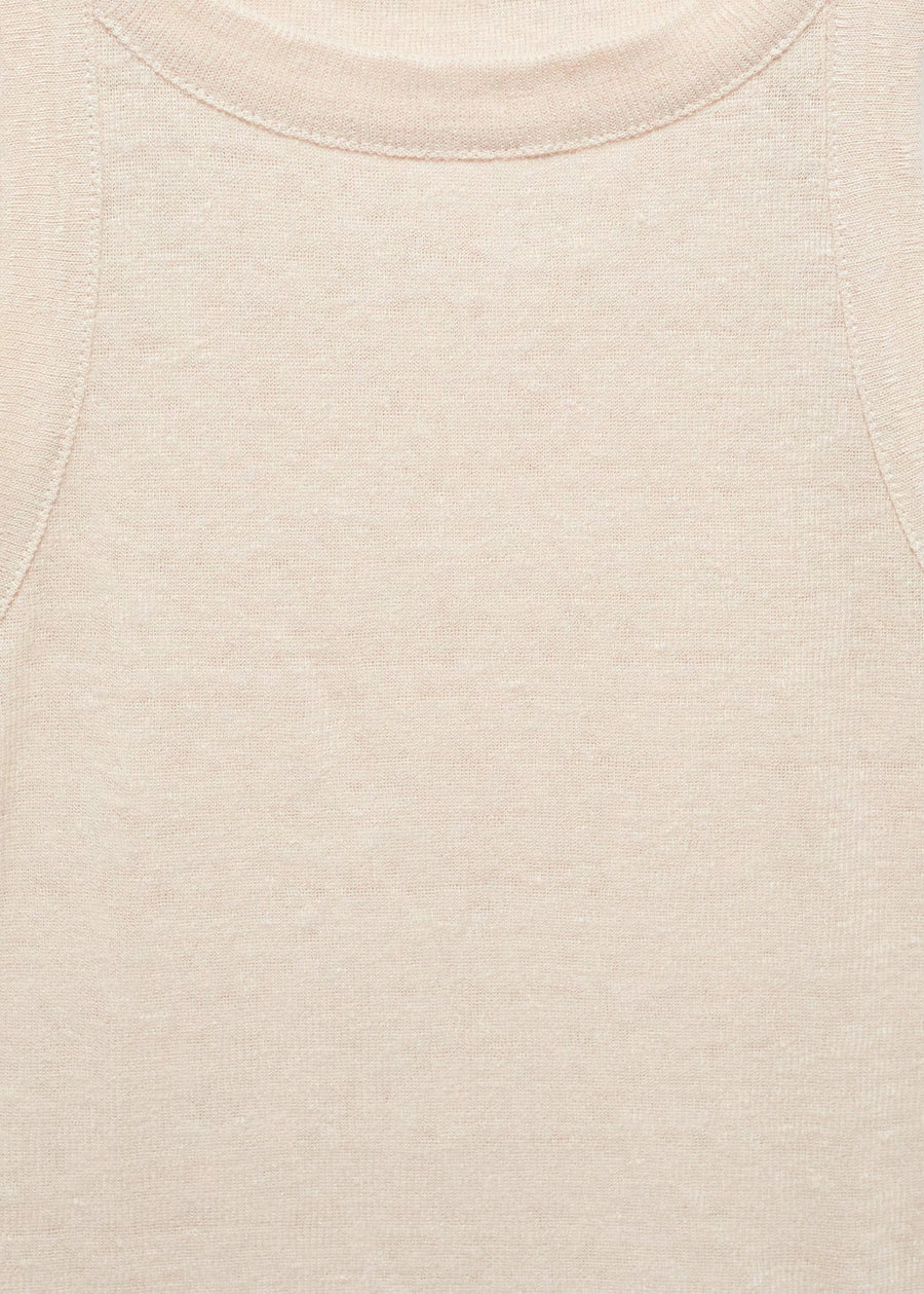 Beige tanktop van MANGO, in fijne breitekstuur met een ronde halslijn en naaddetails.