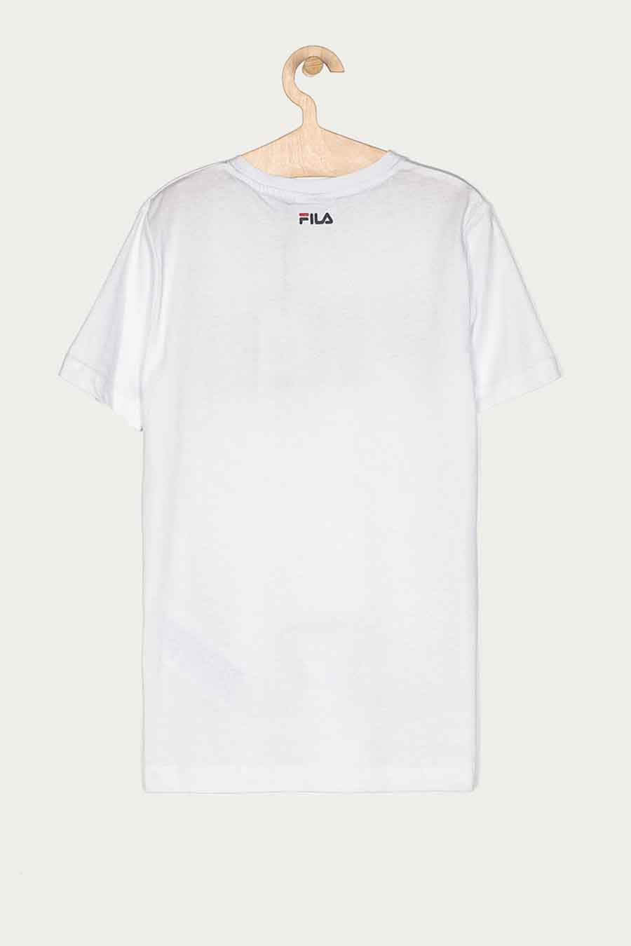T-shirt blanc de FILA, vu de dos, suspendu à un cintre en bois clair.
