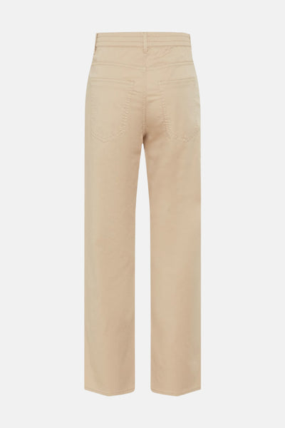 Bermuda beige de BRAX, coupe ample avec poches arrière et ceinture, sur fond neutre.