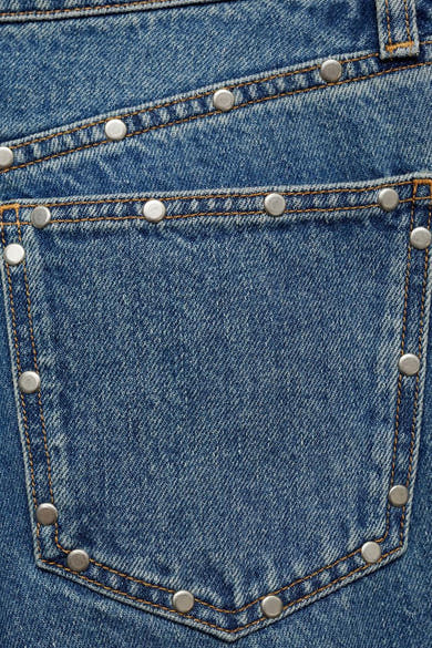 Rechte spijkerbroek van middinblauw denim van MANGO, met achterzak versierd met zilveren studs.