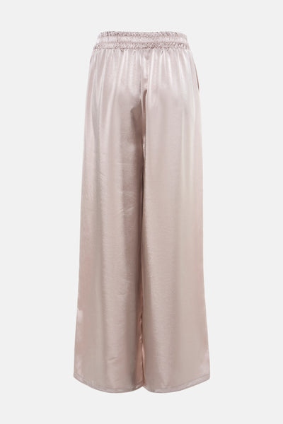 Pantalon beige de Terra di Siena en tissu satiné avec taille élastique, vue arrière.