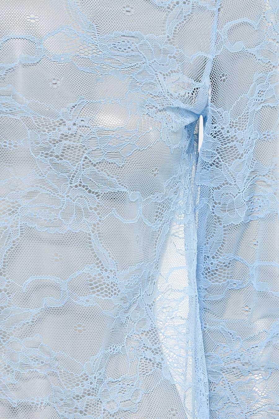 Blauwe T-shirt met lange mouwen van Terra di Siena in delicate bloemenkant.