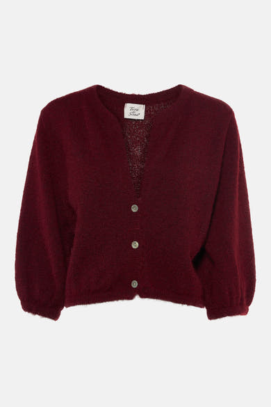 Gilet bordeaux en laine douce à boutons argentés par Terra di Siena, vue de face, coupe courte et manches ballon