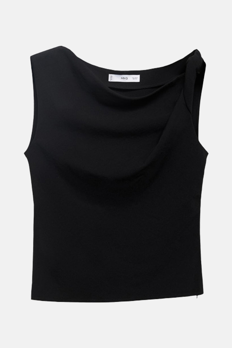 Zwarte tanktop van MANGO, met een asymmetrische gedrapeerde hals en een geknoopte schouder.