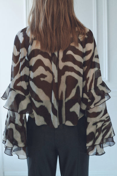 Bruine blouse met lange mouwen van MANGO, zebraprint, ruchesmouwen.
