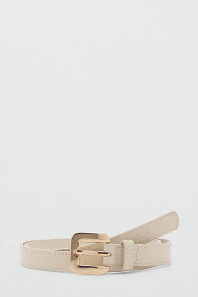 Beige textuurriem van MANGO, met vierkante gouden gesp en ton-sur-ton riemlussen.