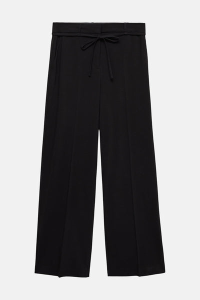 Pantalon de costume noir de MANGO, avec cordon de serrage à la taille.
