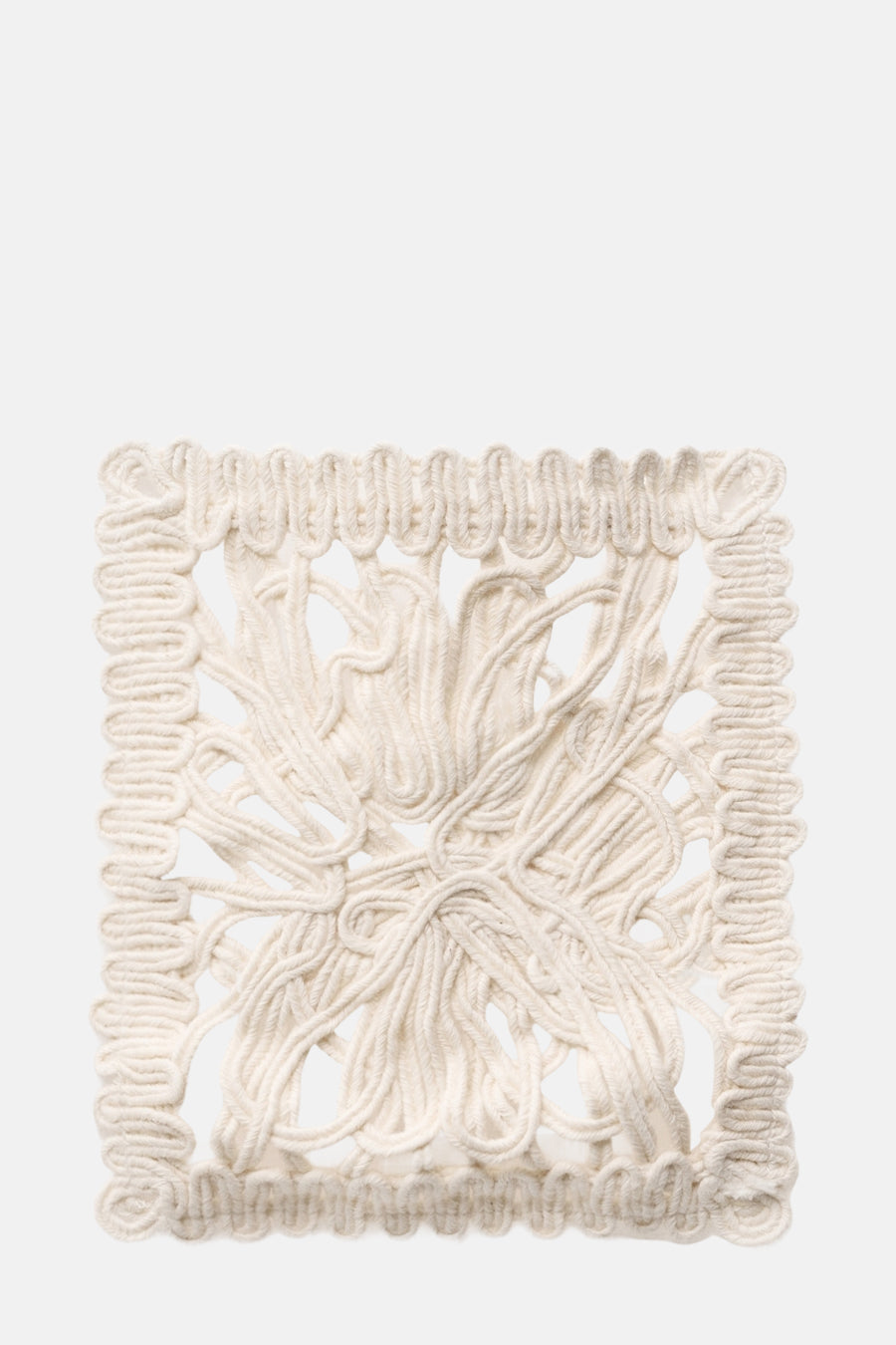 Witte blouse met lange mouwen van MANGO, met textuur en ingewikkeld ajourpatroon.