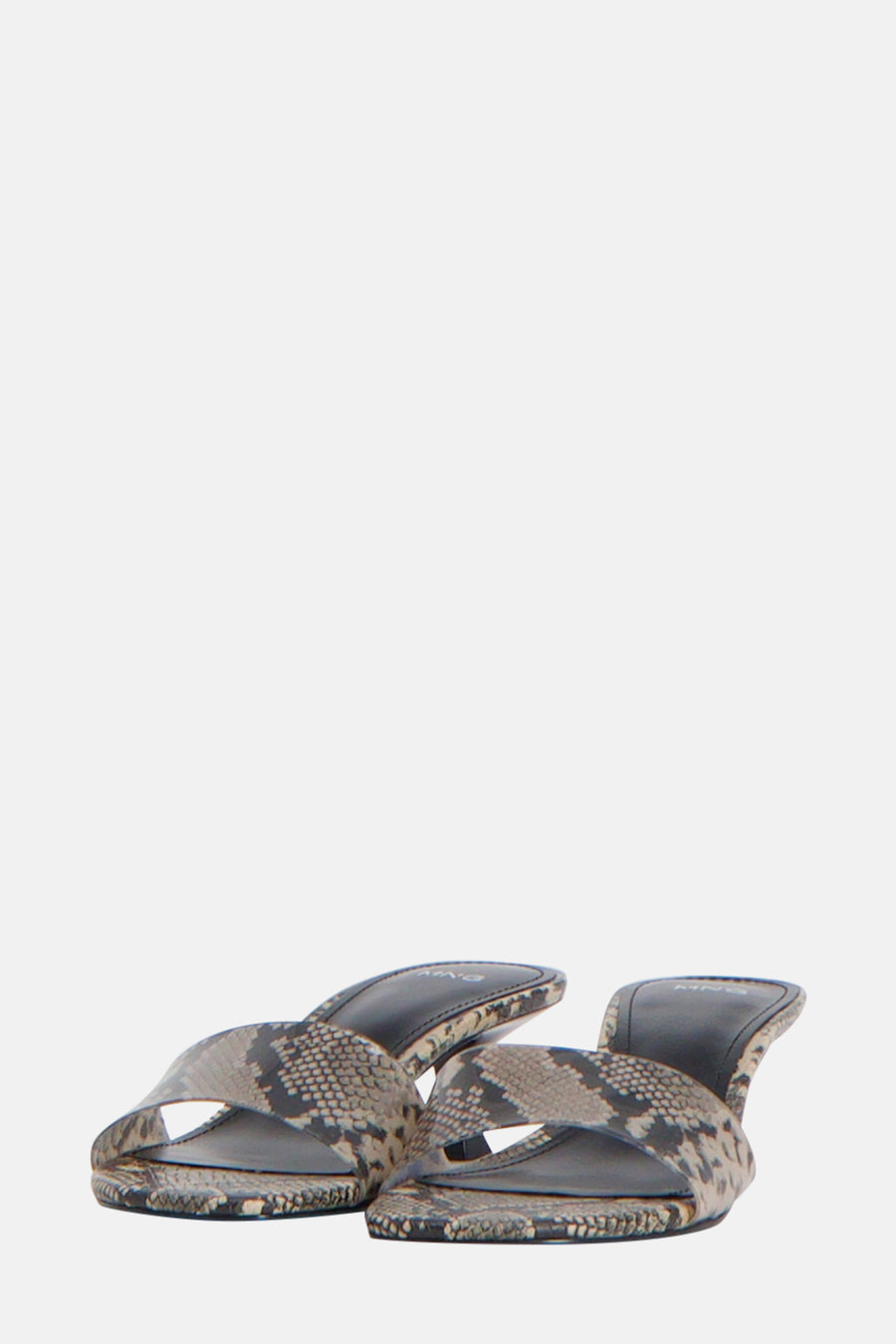 Sandales beiges à motif serpent de MANGO, avec brides croisées et talon aiguille discret.