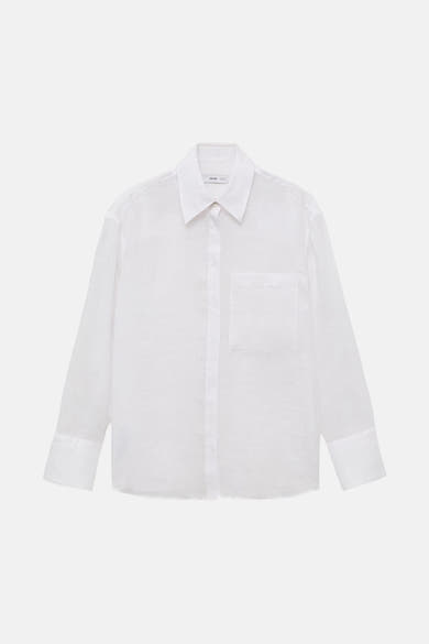 Wit overhemd met lange mouwen van MANGO, knoopdetail bij de manchet.