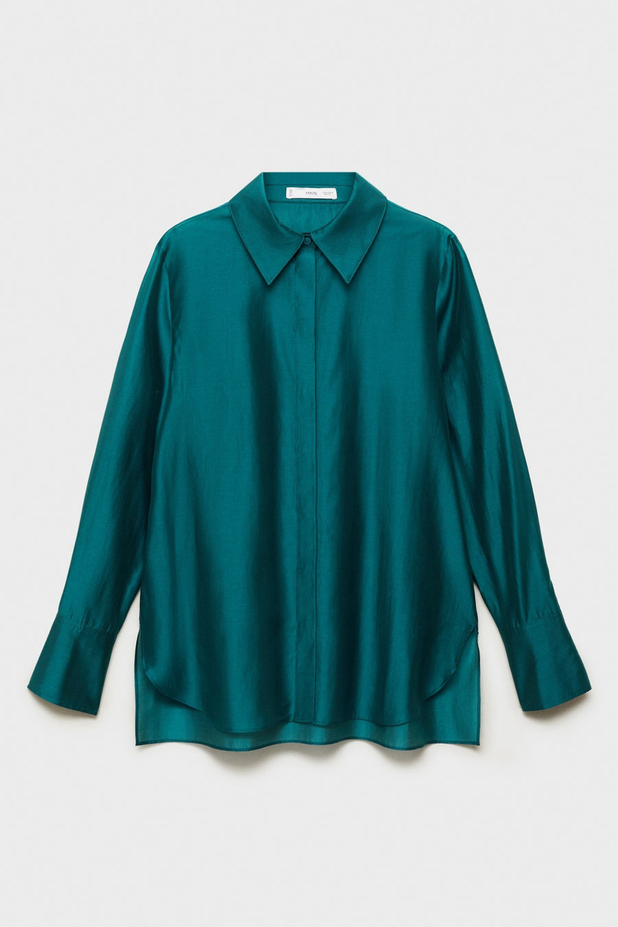 Turquoise overhemd met lange mouwen van MANGO, met een klassieke kraag en een rechte pasvorm.