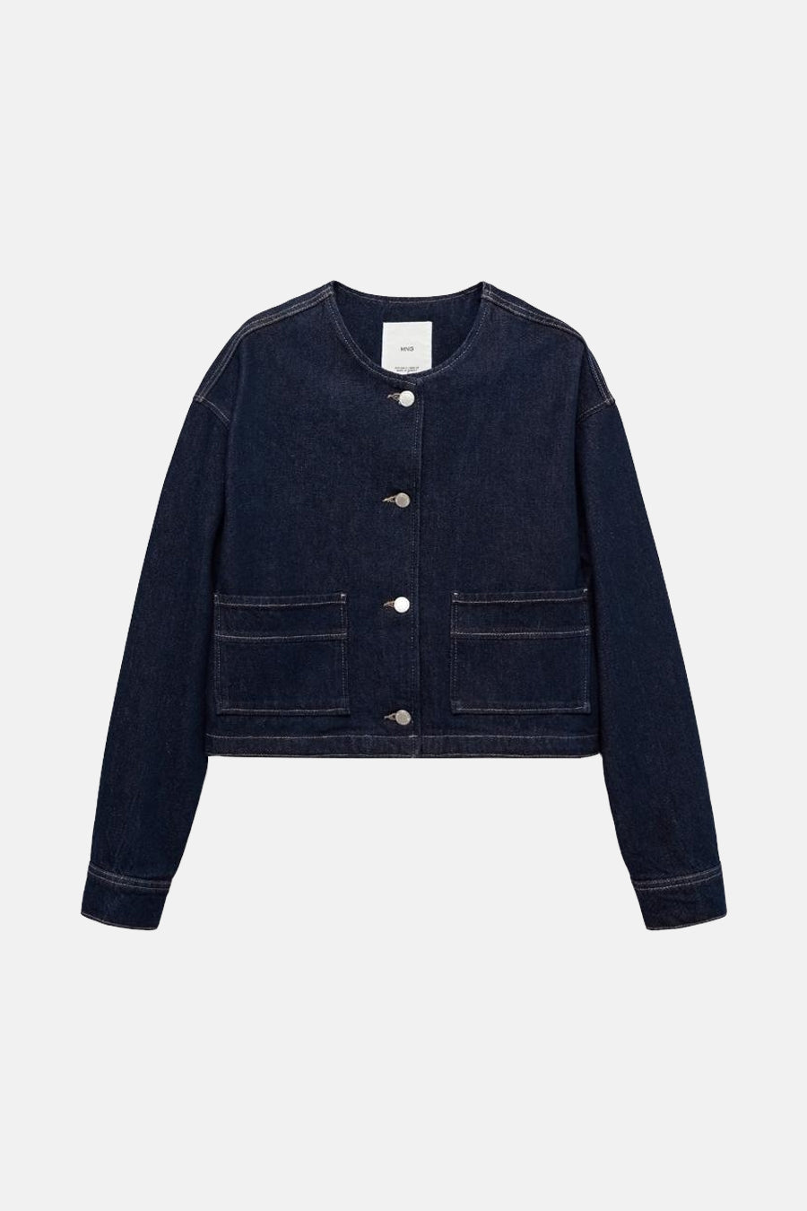 Blazer van middinblauw denim van MANGO, met opgestikte zakken en een drukknoopsluiting.