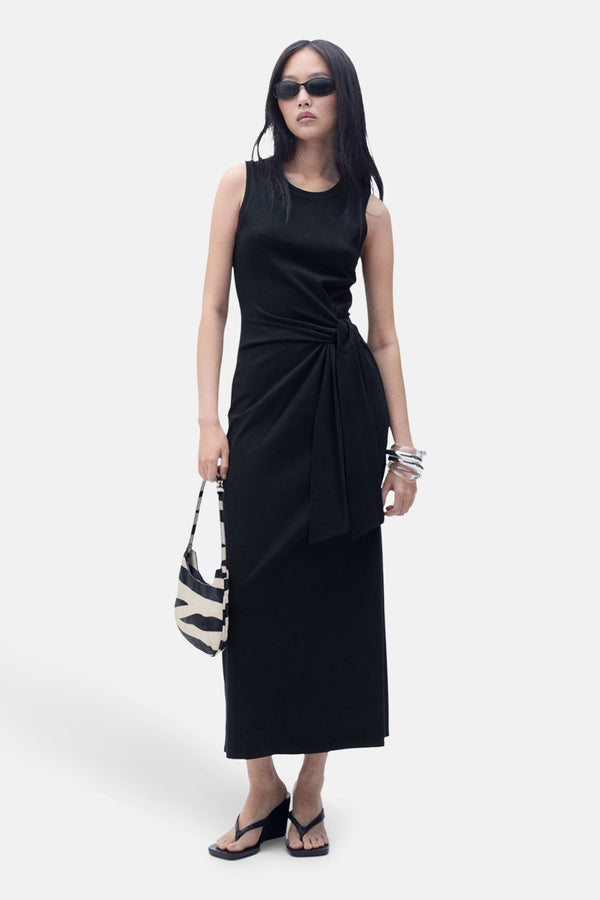 Robe  Noir - MANGO
