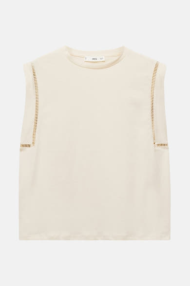 Top sans manches beige de MANGO avec découpes ajourées sur les épaules.