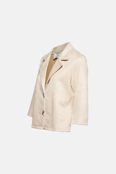 Veste courte beige de Terra di Siena, à manches trois-quarts et coupe ajustée.
