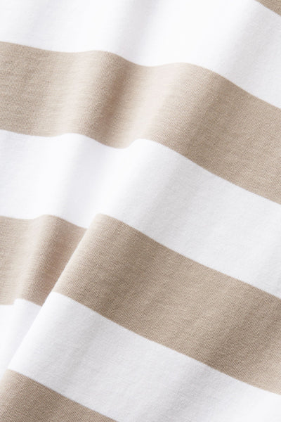 Beige T-shirt met horizontale strepen van Esprit, in getextureerde stof met plooien.