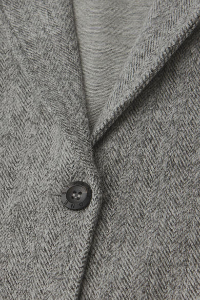 Blazer gris chiné Street One, avec un bouton et une texture à chevrons.
