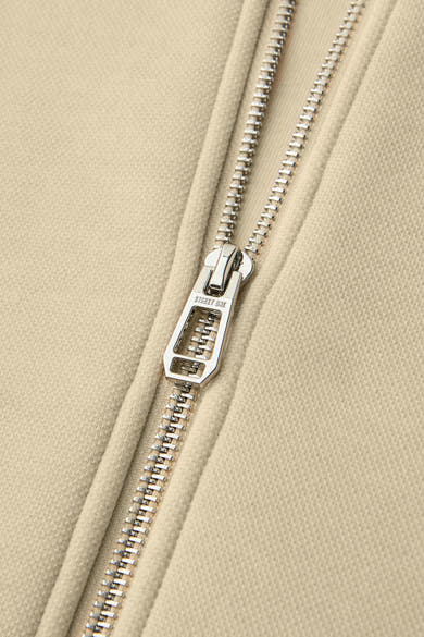 Beige gilet van STREET ONE met zilveren ritssluiting.