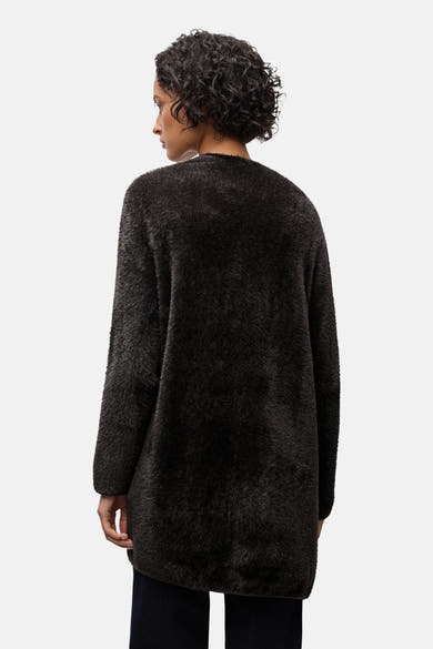 Bruine nepbonten gilet van Street One, gedragen met een donkere broek, achtergezicht.