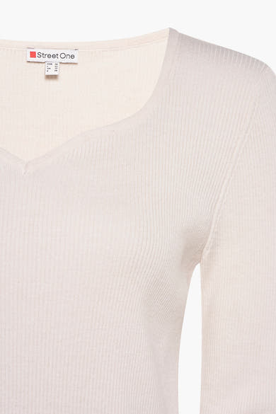 Beige trui met ronde hals van Street One, in geribbelde breiwerk.