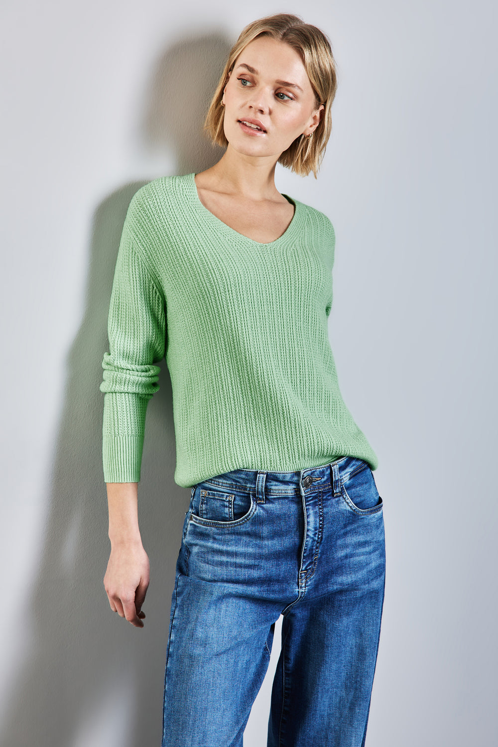 Pull à col en V - vert