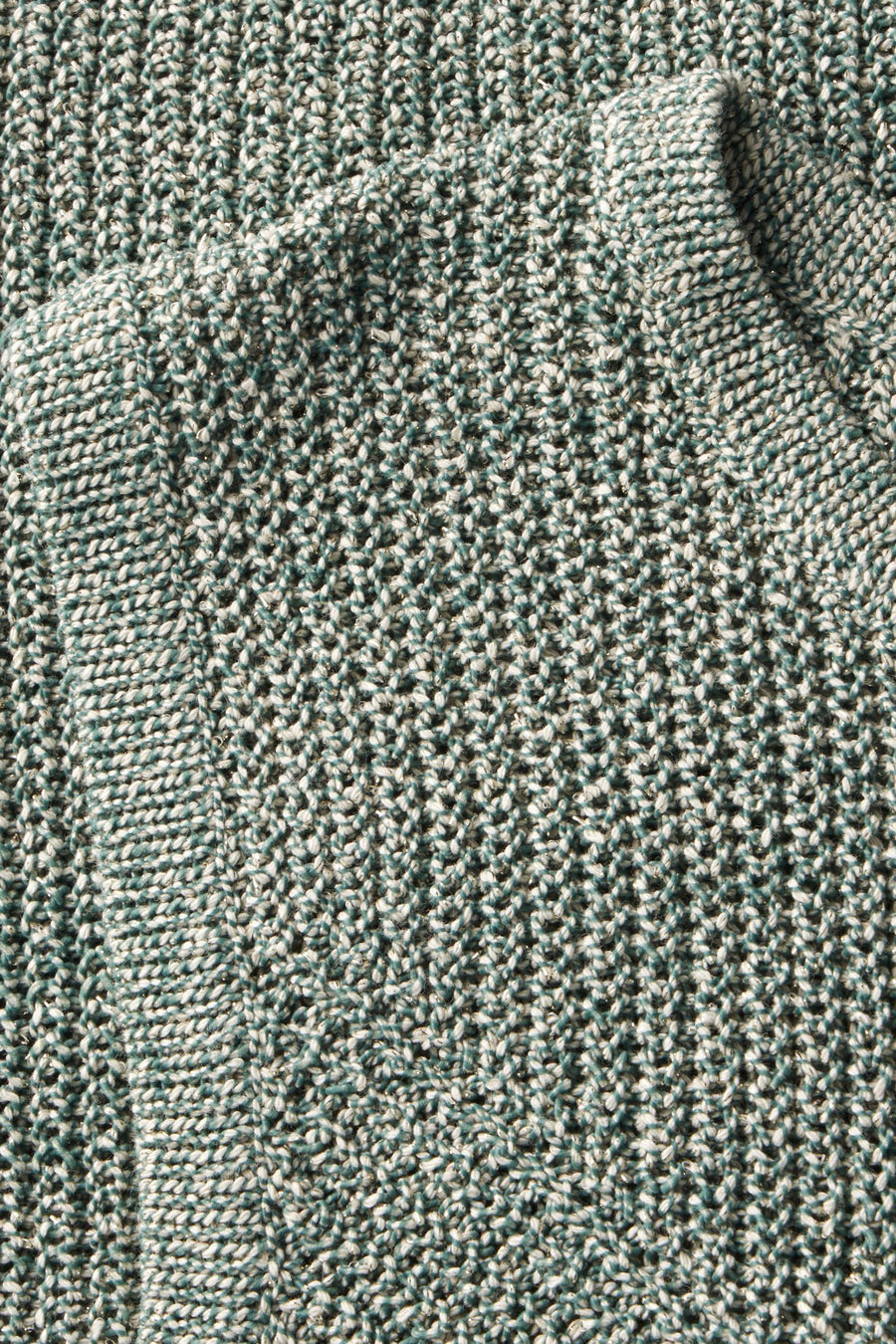 Top vert sans manches par STREET ONE, avec une texture tricotée détaillée et un motif chiné subtil.