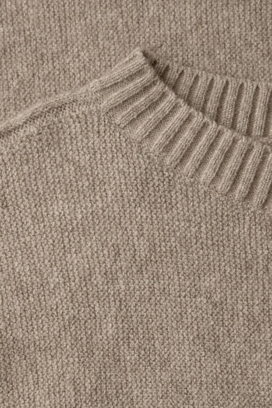 Beige rondehals trui van Street One in zachte textuursteek met geribde kraag.