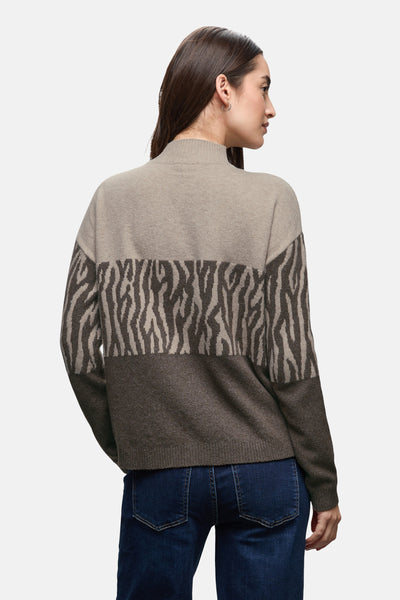 Meerkleurige trui met opstaande kraag van Street One, met zebraprint en mesh details.