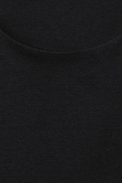 T-shirt noir de STREET ONE avec une texture de maille fine et un col rond.