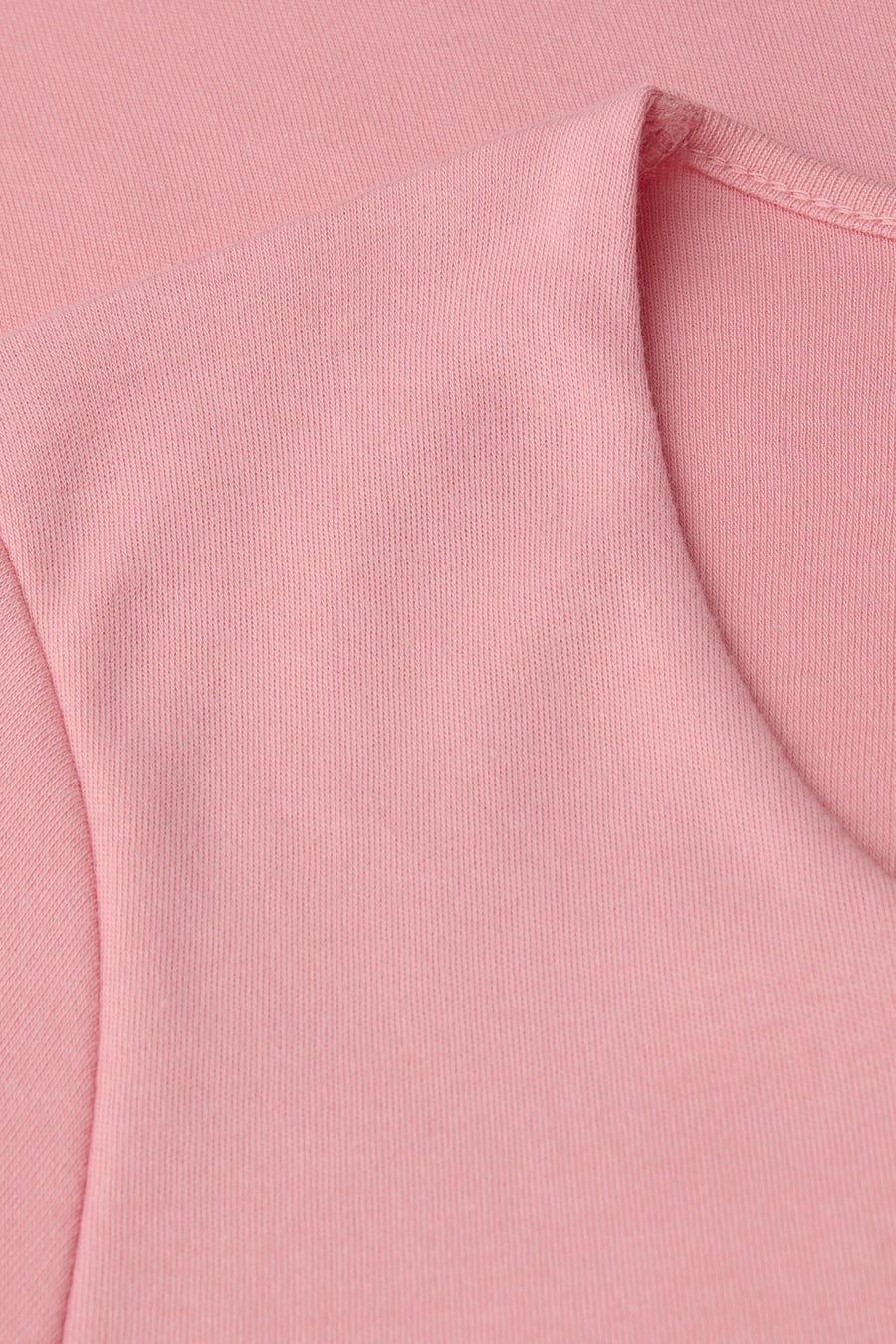 Roze T-shirt van STREET ONE, van zachte katoenen jersey, met subtiel V-halsdetail.