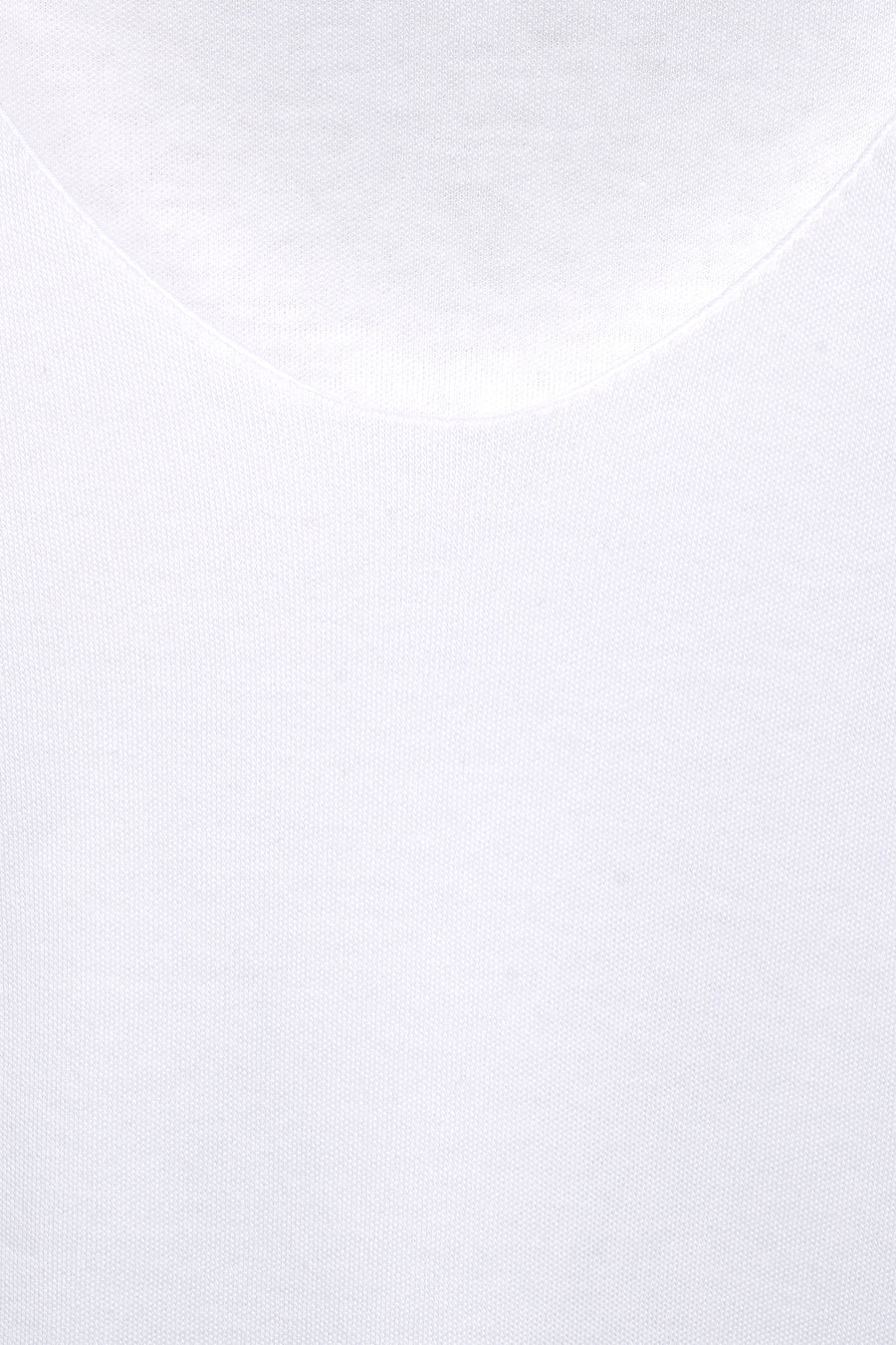 Top blanc de STREET ONE, en maille jersey unie, avec une encolure arrondie.