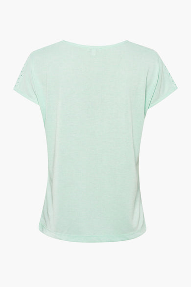 T-shirt vert à manches courtes de Street One, avec détail ajouré décoratif sur les épaules.