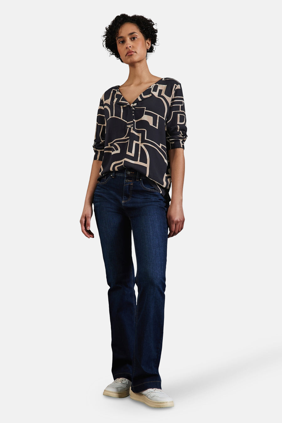 Multikleuren T-shirt met lange mouwen van STREET ONE met beige en zwarte grafische print.