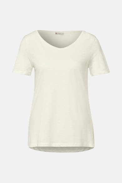 T-shirt blanc de STREET ONE, avec encolure en V et manches courtes.