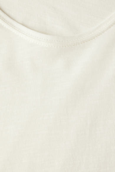 Débardeur blanc de Street One, avec un col rond et une texture en maille fine.