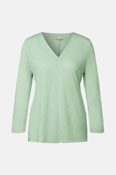 Top met lange mouwen in het groen van Street One, met V-hals.