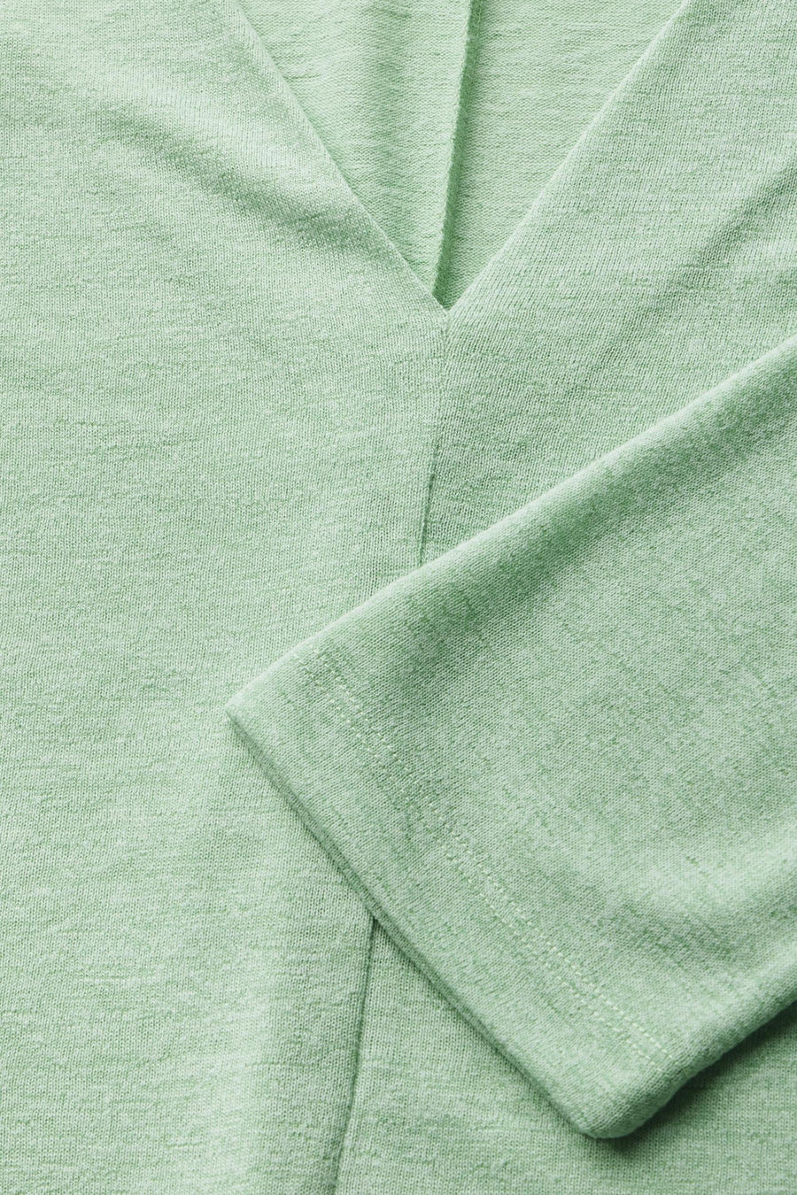 Top met lange mouwen groen van Street One, in textuurgebreid, met opgerolde lange mouwen.