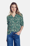 Multikleurig overhemd met lange mouwen van STREET ONE, met grafische print, gedragen met een blauwe jeans.