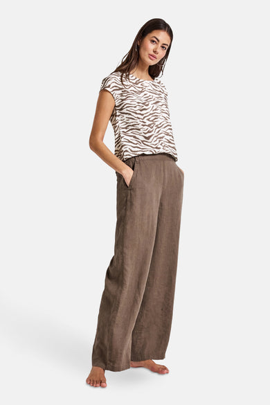 Multikleurig T-shirt met korte mouwen van Street One, met beige en bruin zebraprint, gedragen met een bruine broek.