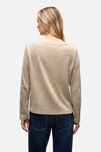 Top met lange mouwen beige van Street One, met geribbelde textuur en gedragen met een blauwe jeans.