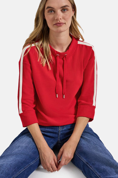 Sweat col rond rouge de STREET ONE, avec des bandes blanches sur les manches et un cordon de serrage.