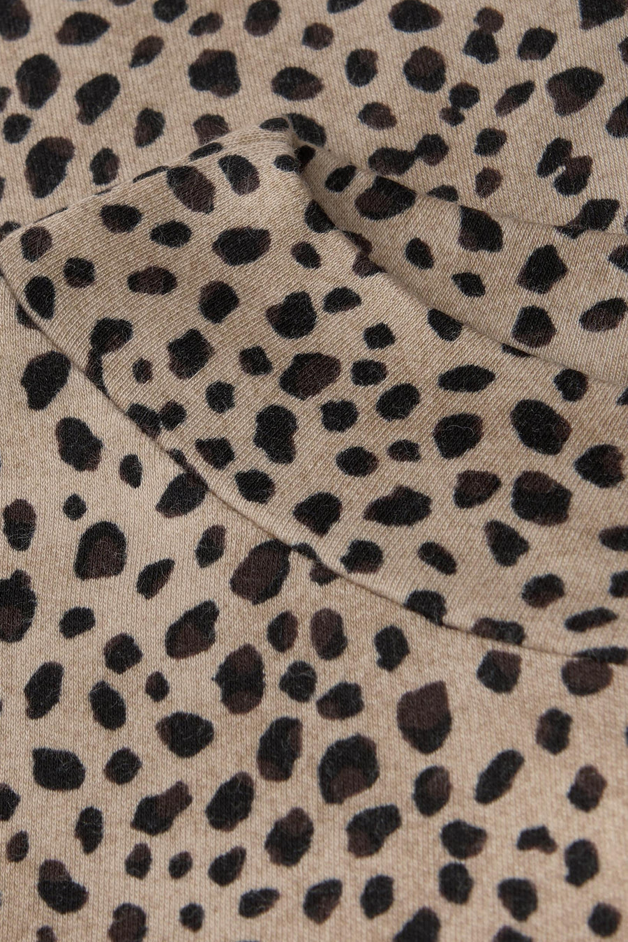 Lichtbruin T-shirt met lange mouwen en zwarte stippen van Street One, kreukelig dierenprint.