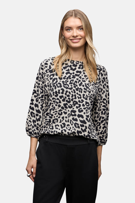 Multikleurig T-shirt met lange mouwen van Street One met zwart-beige luipaardprint.