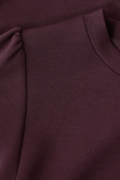 Sweat col rond rouge par STREET ONE, avec manches bouffantes et texture côtelée.
