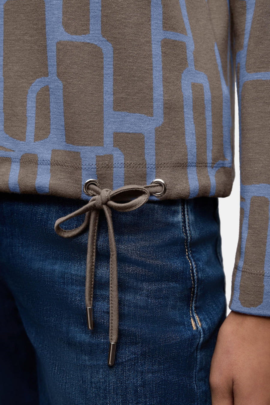 T-shirt à manches longues multicolore de Street One avec motif géométrique et cordon de serrage.