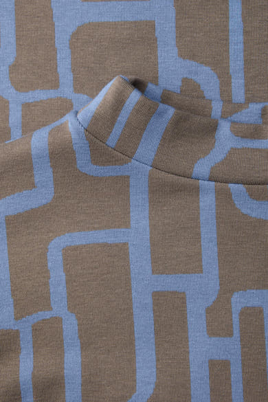T-shirt à manches longues multicolore de STREET ONE avec motif graphique abstrait.
